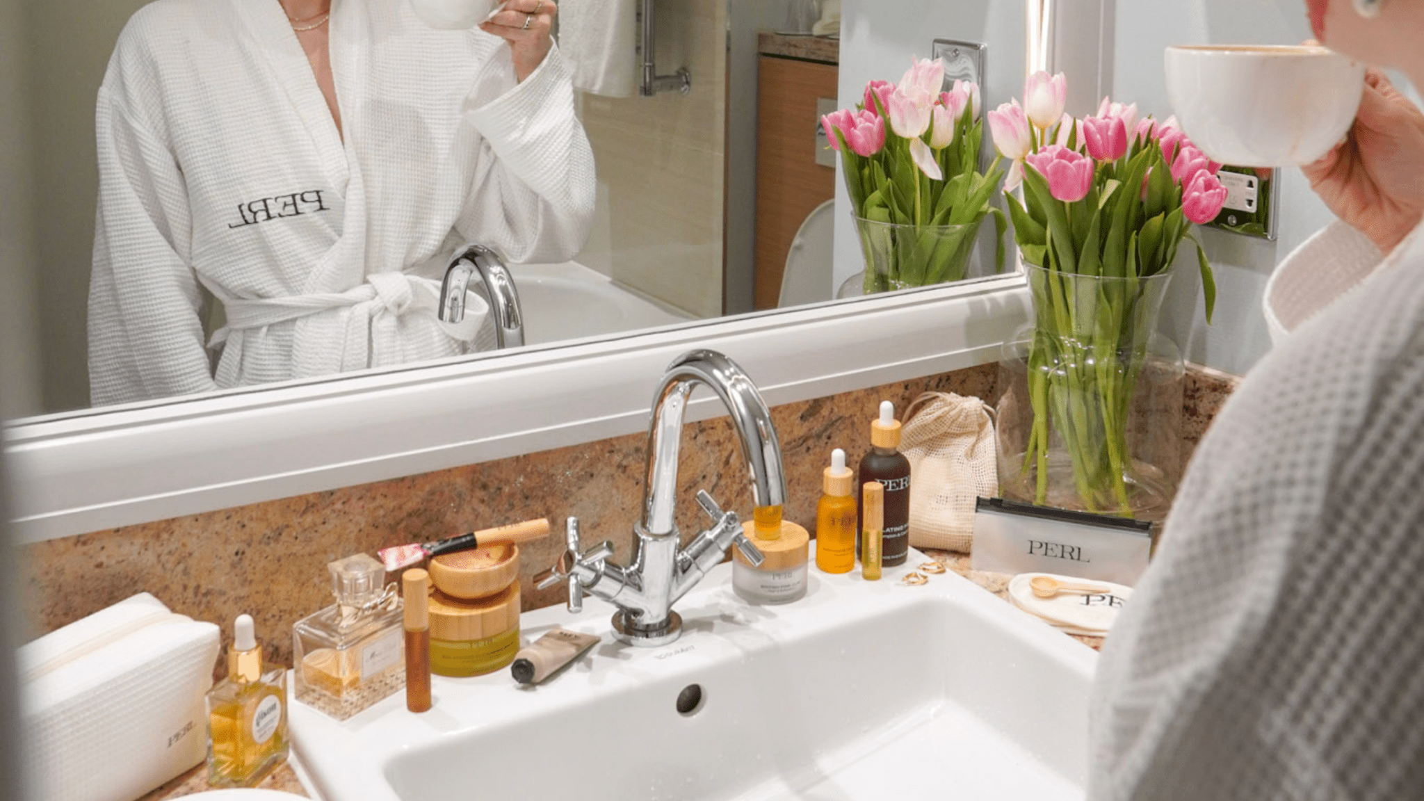 Can Cleansing Balms Cause Acne? What You Need to Know About Balms, Breakouts & Better Skin - PERL Cosmetics